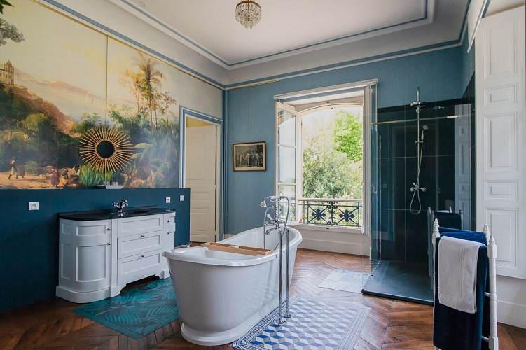 +ö Saisons +ö Ch+óteaux 1er-16