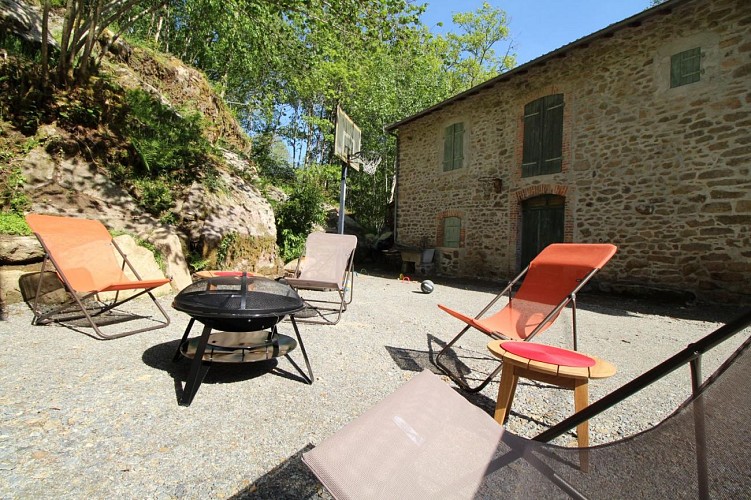 Trois ânes et un moulin