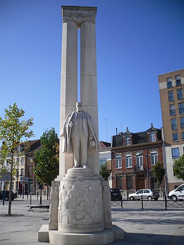 Monument à Gustave Dron
