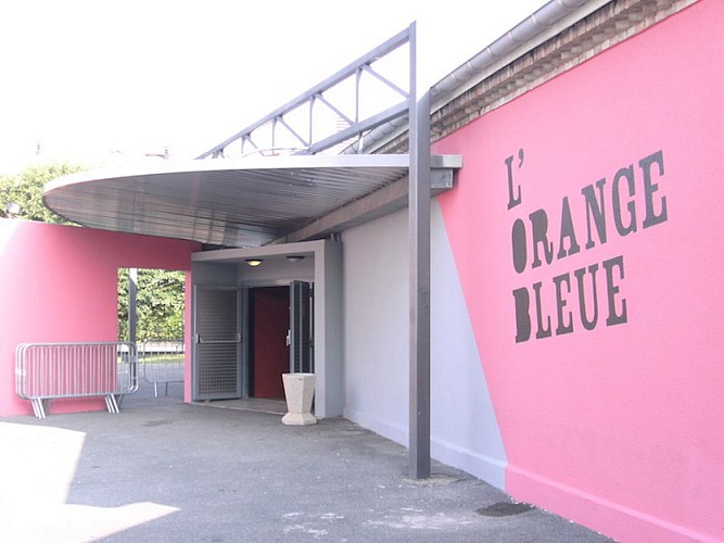 Salle de l'Orange Bleue