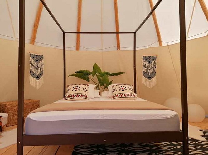 Domaine de Quiescis - chambre Tipi
