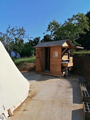 Domaine de Quiescis - sdb Tipi