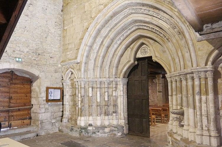 Eglise de Saubusse Vue interieur-1