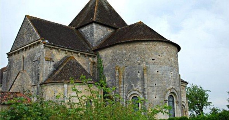 Abbaye de Villesalem - Prieuré Roman de Villesalem_1
