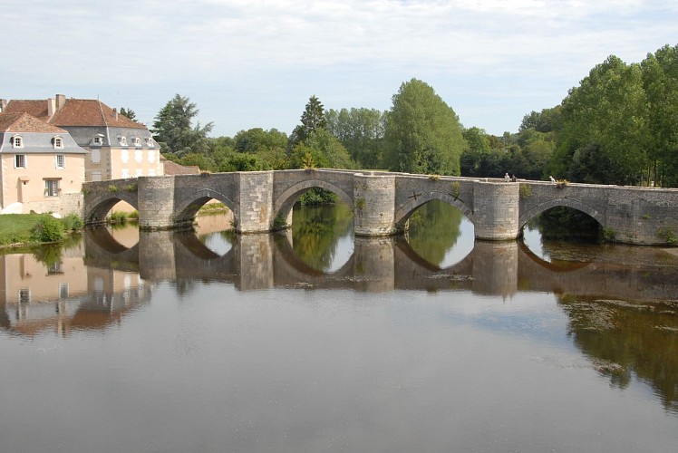 Vieux Pont de Saint-Savin et Saint-Germain