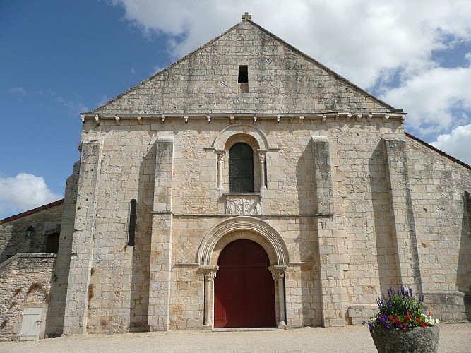 Église Saint-Pierre d'Usson