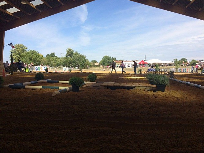 Centre de loisirs équestre Enbraye Farm