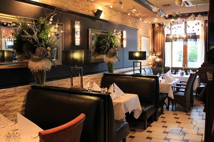 Restaurant-brasserie les coulisses