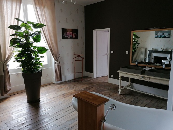 83563385_1160701310931877_6556070760467660800_n