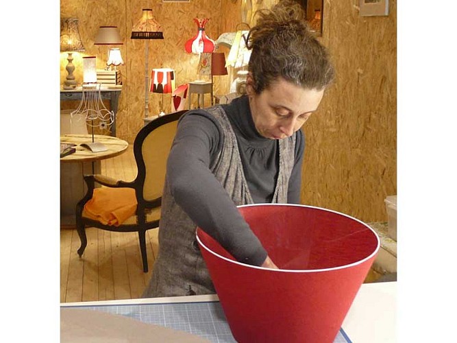 Marie-Pierre Dupérier, tapissier/abat-jouriste