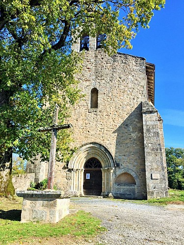 Eglises de Ste Anne St Priest