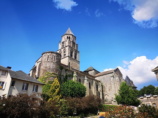 Eglise Saint Pierre (Uzerche)