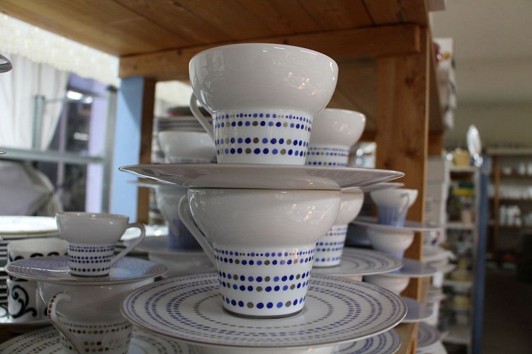 Magasin d'usine de porcelaine - Compagnie des porcelaines de Limoges_4