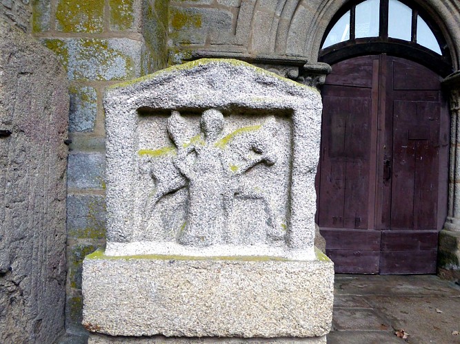 Eglise Saint-Martial - Stèle d'Epona