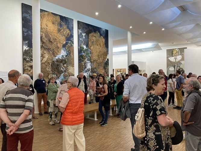 Visite Espace Paul Rebeyrolle Eymoutiers, crédit OT des Portes de Vassivière