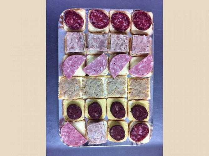 Ferme EARL Pécout à Château-Chervix_5