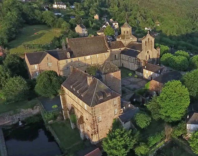 Bâtiments monastiques de l'Abbaye Cistercienne d'Aubazine