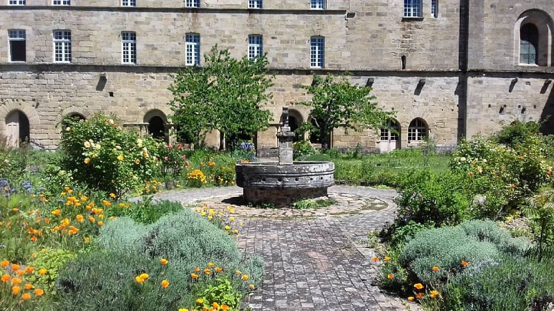 Bâtiments monastiques de l'Abbaye Cistercienne d'Aubazine