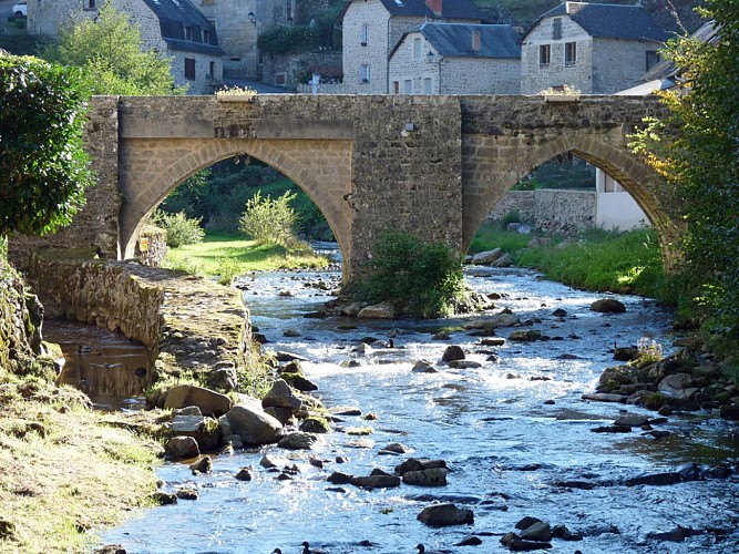 Le Vieux Pont (Treignac)