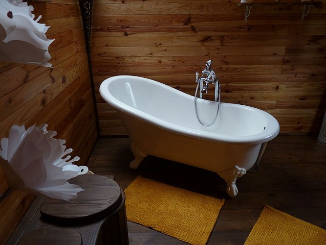 Yourtes coccinelles Conchez-de-Béarn Tourisme Nord Béarn juil 2020