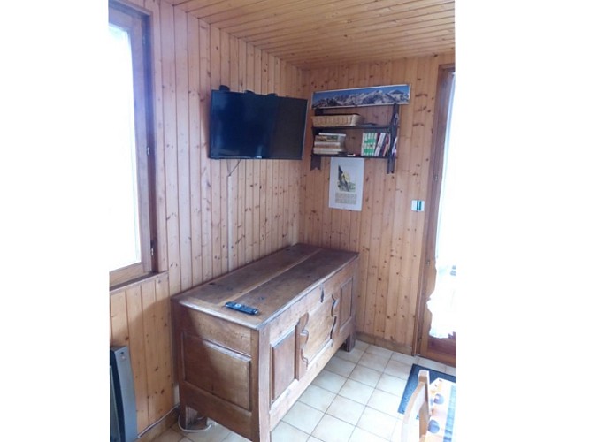 Appartement 4 personnes - Moutier des Fées - centre-ville et balcon ensoleillé