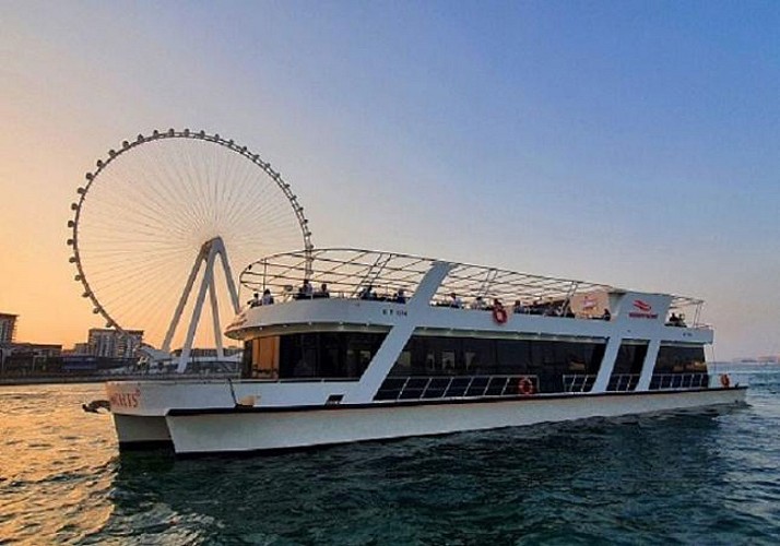 Croisière en yacht dans la Marina de Dubai - Au coucher de soleil ou au dîner