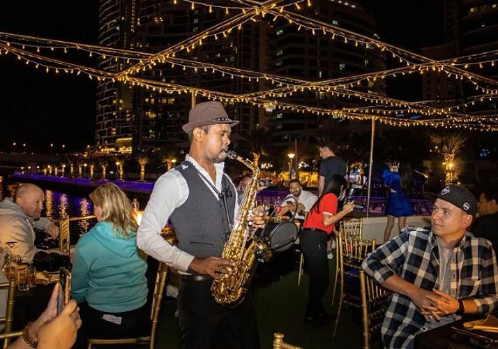 Croisière en yacht dans la Marina de Dubai - Au coucher de soleil ou au dîner