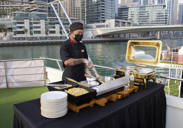 Croisière en yacht dans la Marina de Dubai - Au coucher de soleil ou au dîner