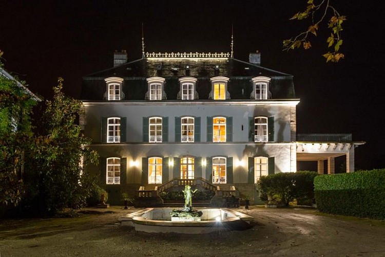 FaçadeChâteau ©Château du bec du Gave