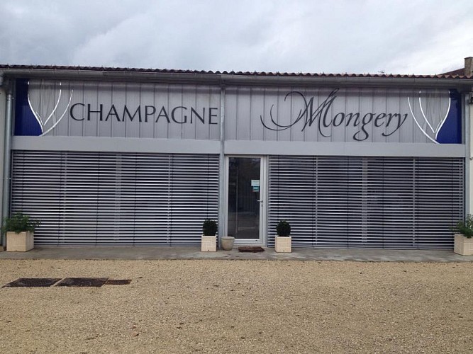 Champagne Mongery.jpg