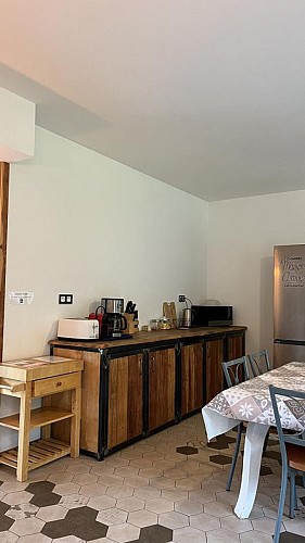 LES PIEDS DANS LE PRE
La Maison Cécile Hervé_9