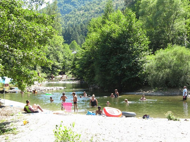 camping le pont neuf Florac