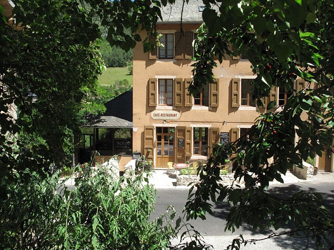 Hôtel Le Parisien les Vignes