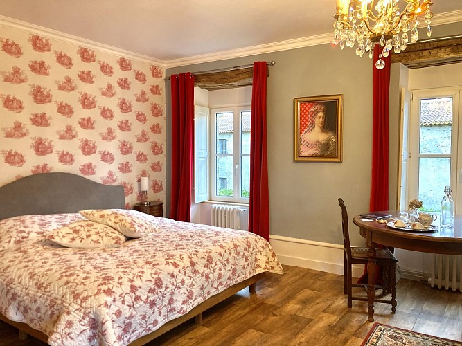 CHÂTEAU DE LA PREUILLE - CHAMBRE 1832