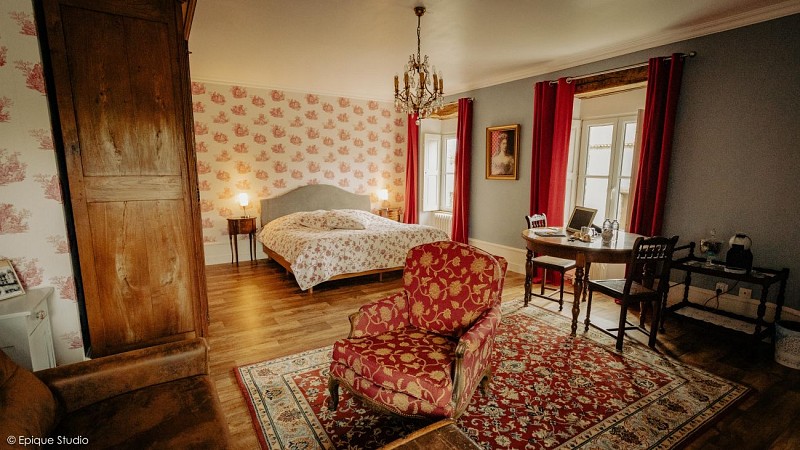 CHÂTEAU DE LA PREUILLE - CHAMBRE 1832