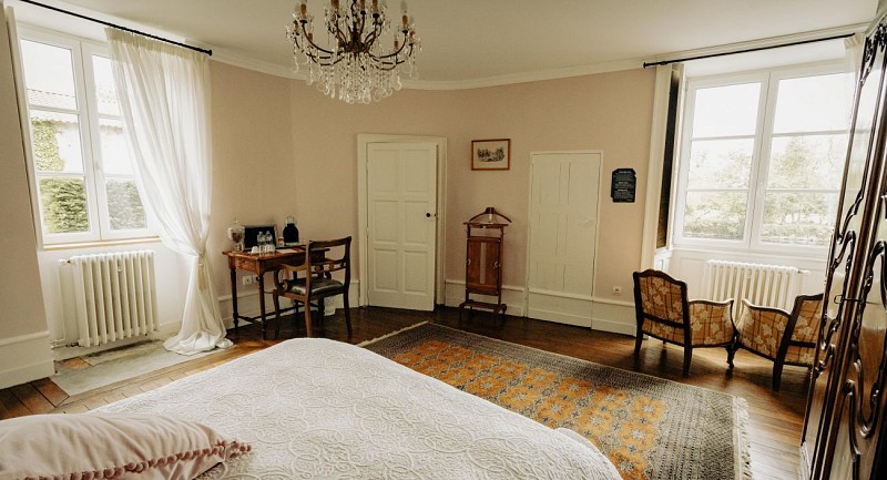 CHÂTEAU DE LA PREUILLE - CHAMBRE 1100