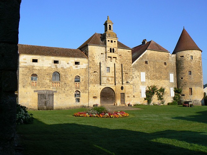 La façade XV-XVIIème siècles