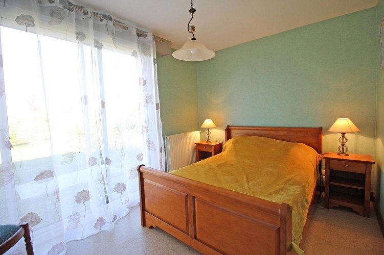 878180 - 5 people - 2 bedrooms - 3 ‘épis’ (ears of corn) - St Brice sur Vienne - fiche 2012