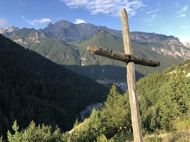 ☀ Jour 1 - DÉPART - Gîte Les Baladins (Ceillac) ➡ Gîte les Gabelous (Saint-Véran)