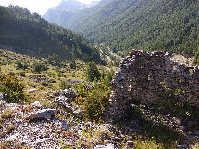 ☀ Jour 1 - DÉPART - Gîte Les Baladins (Ceillac) ➡ Gîte les Gabelous (Saint-Véran)