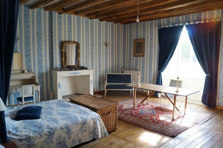 bressuire-chambres-dhotes-le-chatelier-chambre-bleue