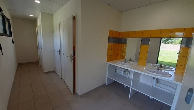 1625825456-Camping-SANIT-1