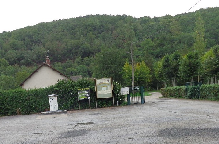 Aire d'accueil Camping-Cars_1