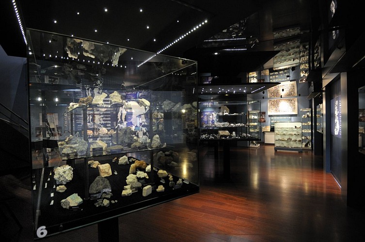 Musée minéralogique © Péricat 2