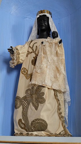 la Vierge Noire de l'église Notre Dame de Villavard