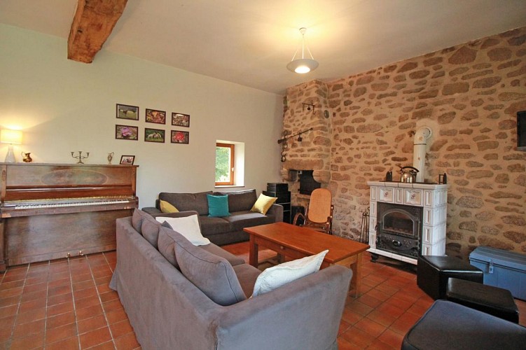 Gîte de la Couze à Razès en Haute-Vienne (Nouvelle Aquitaine)- salon_5