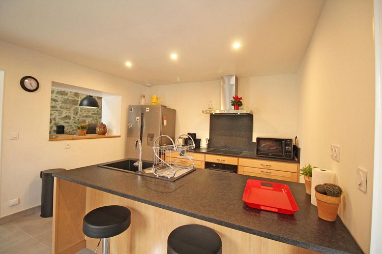 Chez Marie-Louise, gîte à Fromental en Haute-Vienne (Nouvelle Aquitaine)- cuisine_10