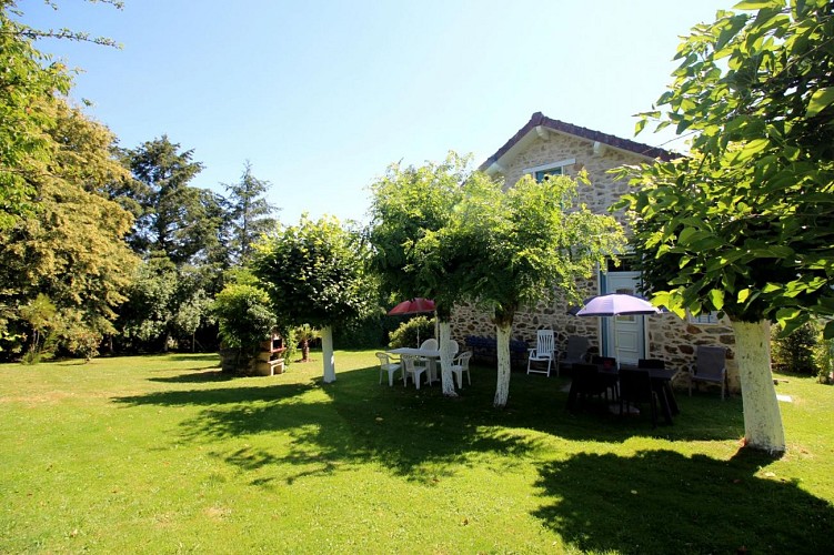 Gite "Villa Bel Air" à Saint Léonard De Noblat  en Haute-Vienne (Limousin en Nouvelle Aquitaine)_2