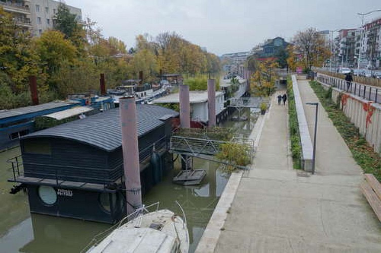 L'Île Saint Germain - ses jardins - la Tour aux figures.