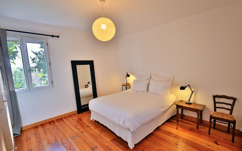 Chambre grand Lit